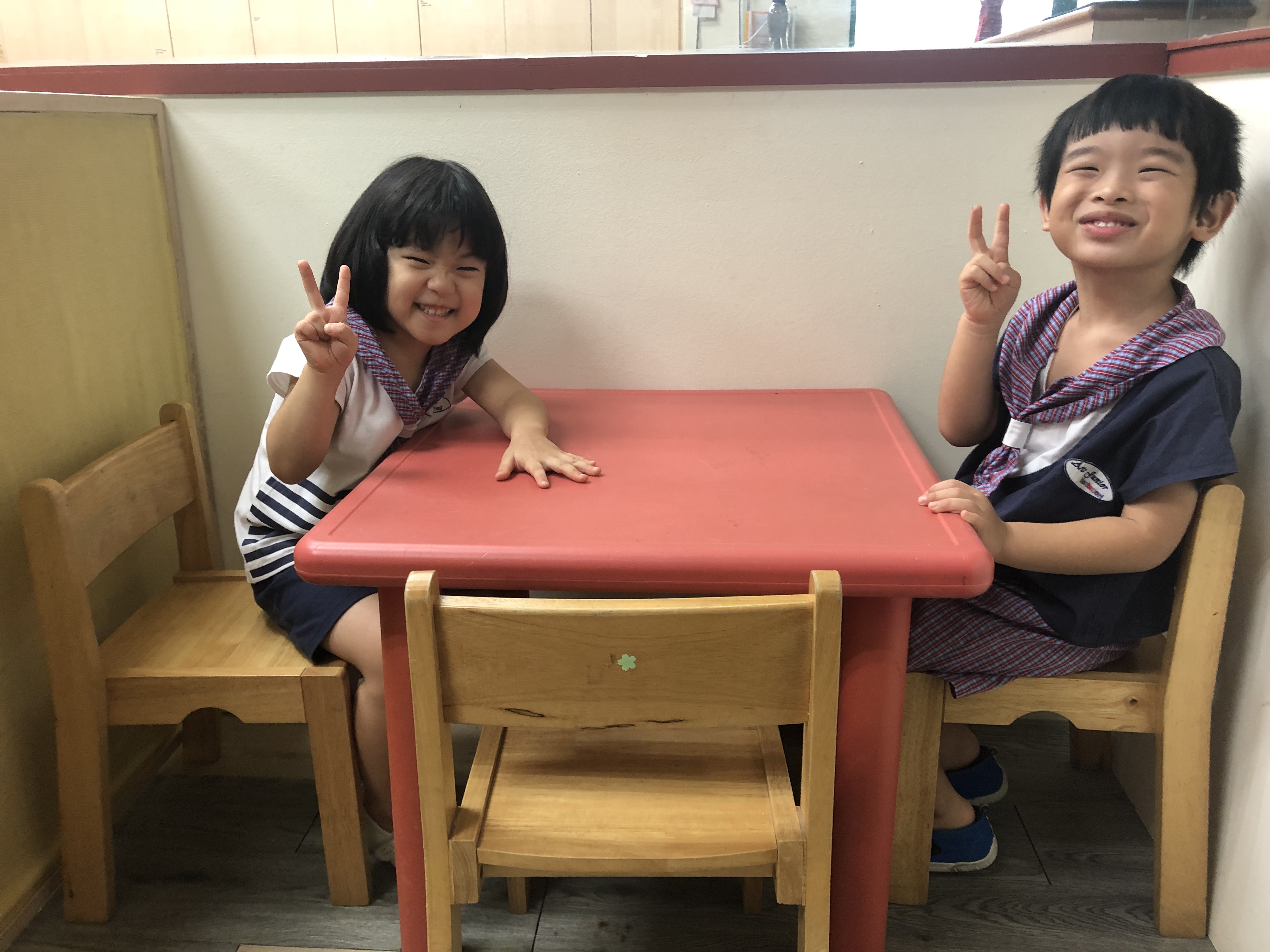 Peace table for calm conversation