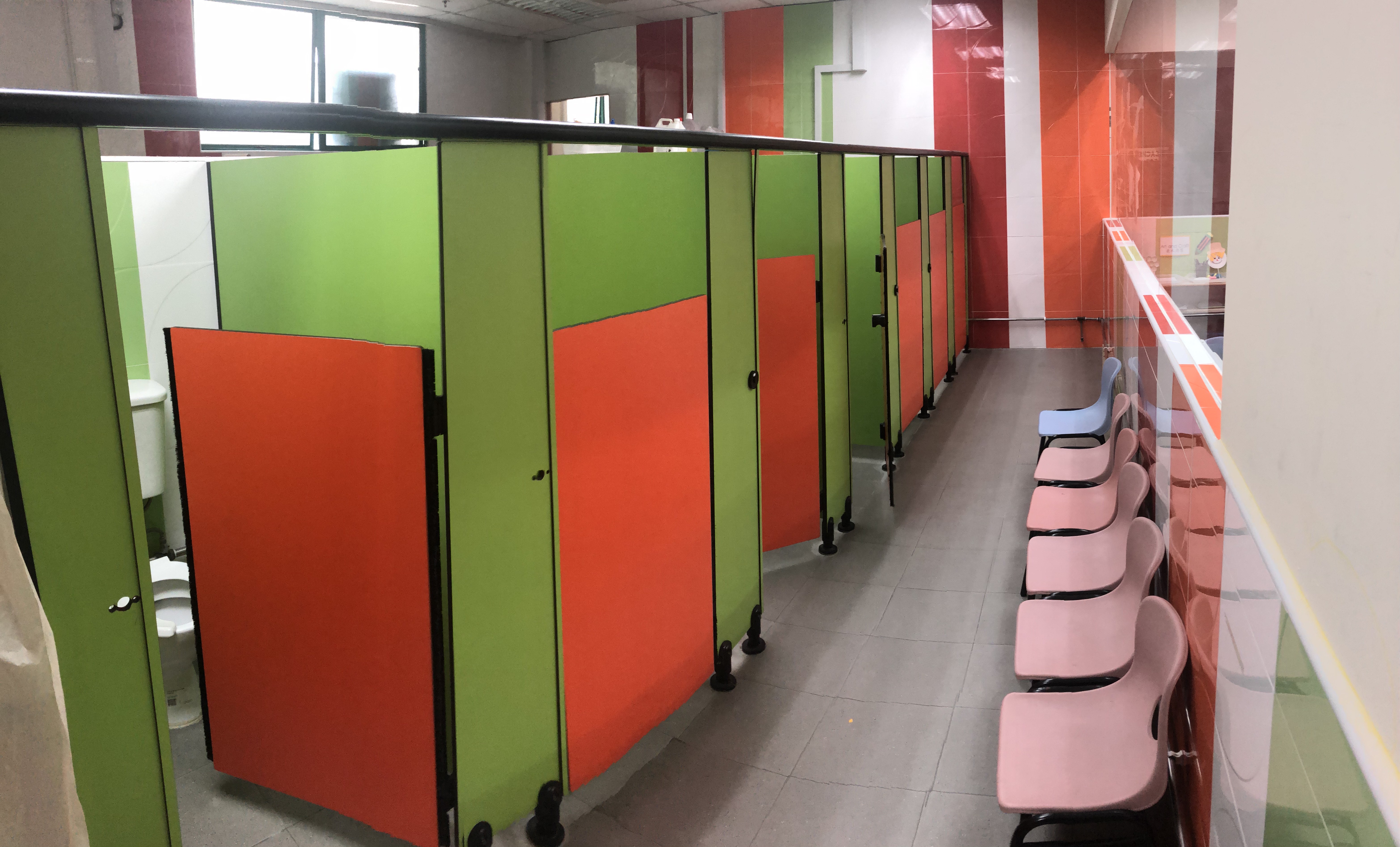 Child-sized bathroom facilities